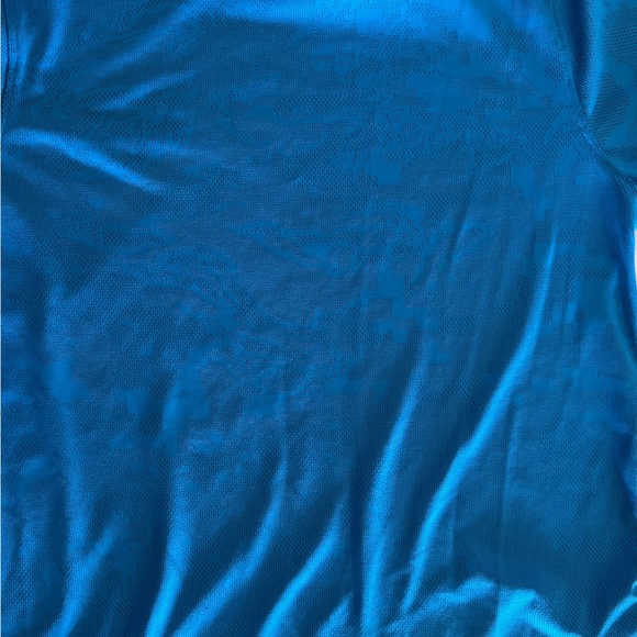 Under Armour Heatgear Loose Fit Shirt Mens Small Blue Camoufle Short Sleeve Logo - Picture 7 of 8